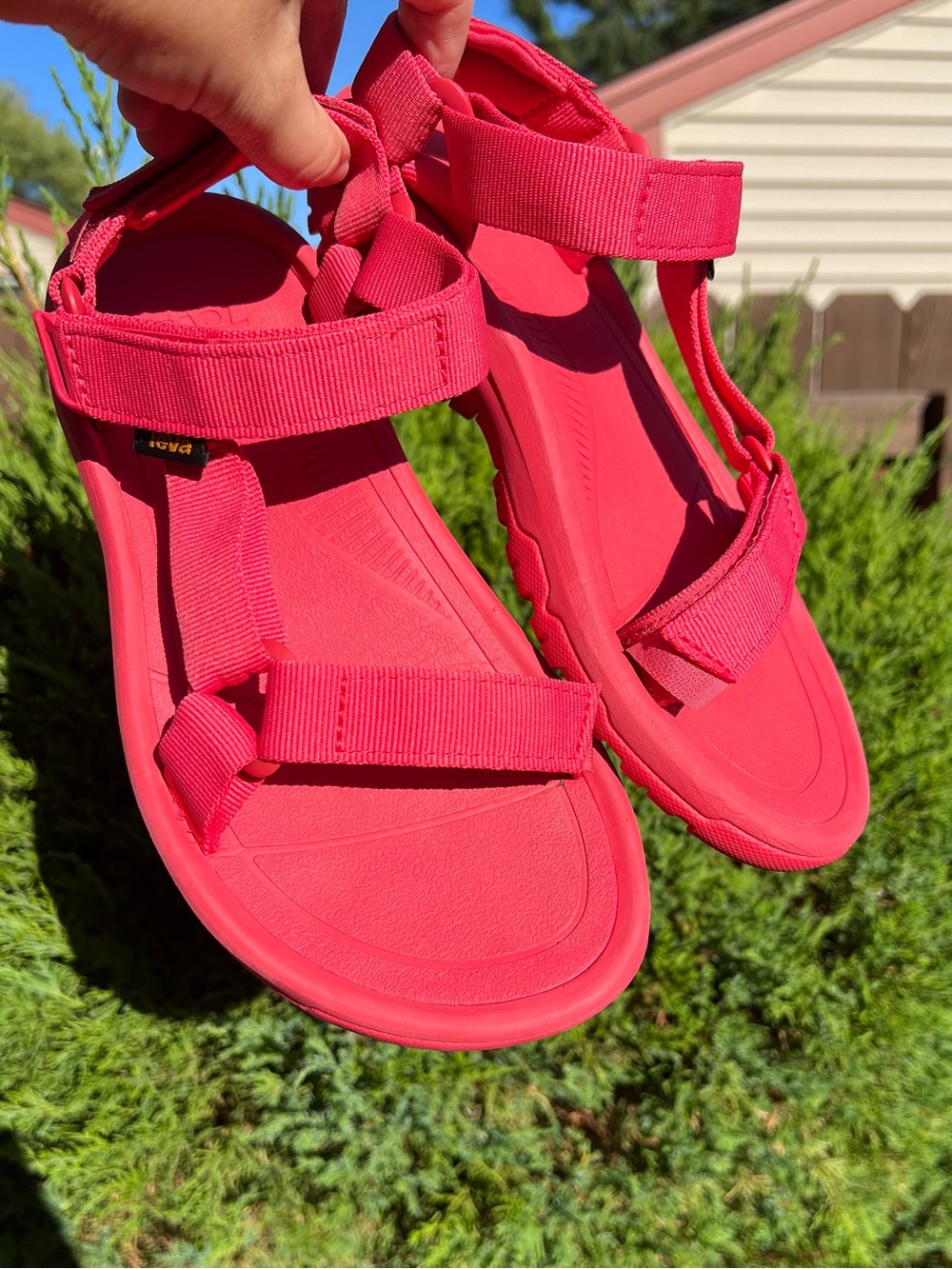 Teva Women's Hurricane XLT2 Sandal Tomato Puree Red Size 7 Excellent Condition